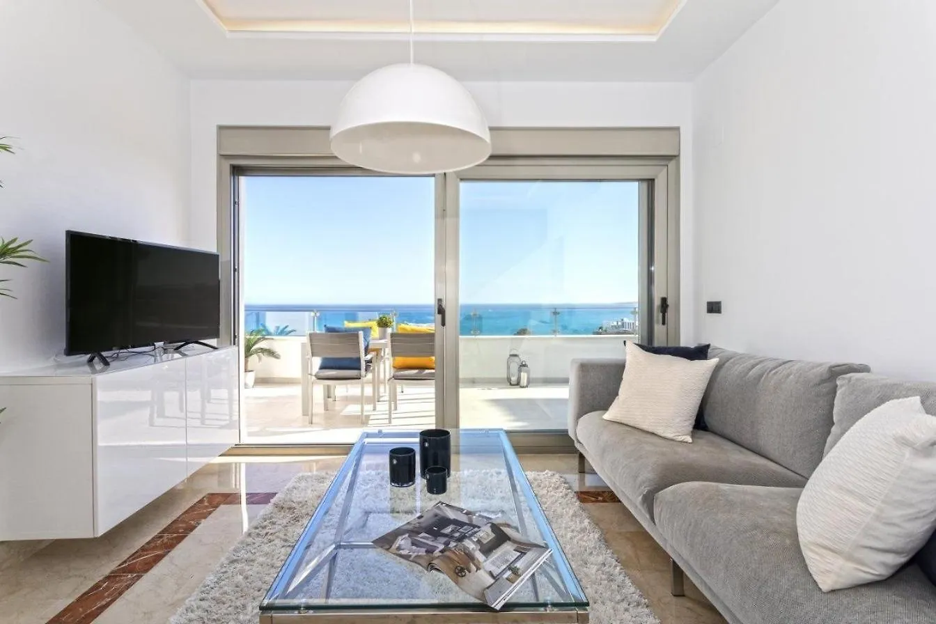 Torre Golf Apartament 贝纳尔马德纳